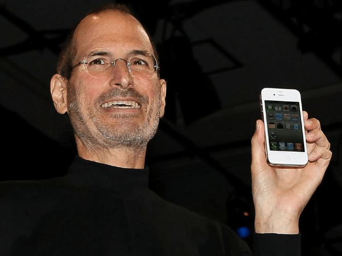 Steve Jobs - Apple's Leader