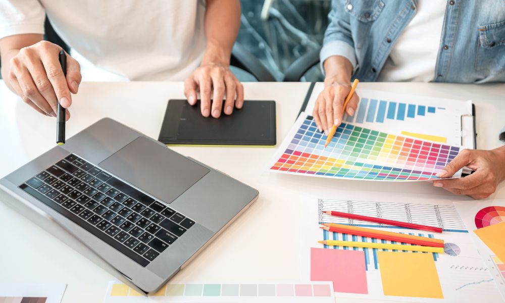 How to Become a Computer Graphic Designer A Step-by-Step Career Guide