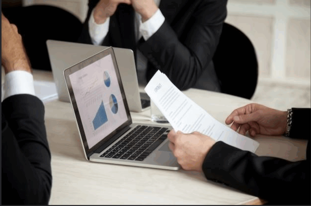 HR and payroll team looking to hire new people without experience